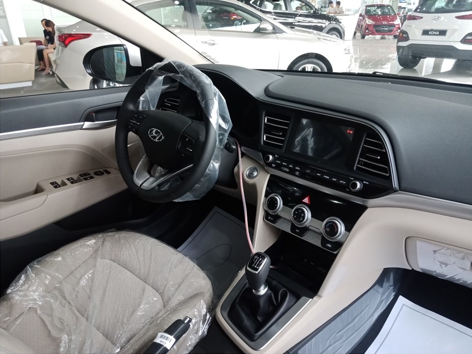 elantra 1.6MT 2019